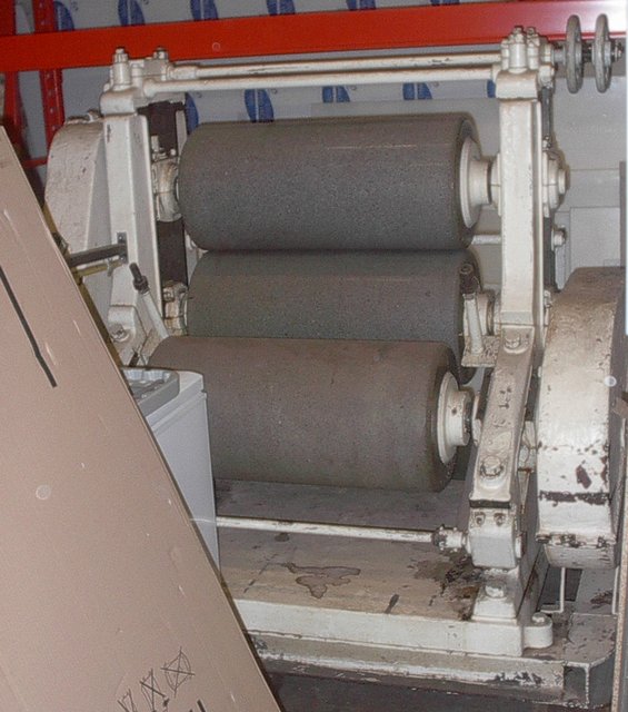 three-roll refiner for marzipan